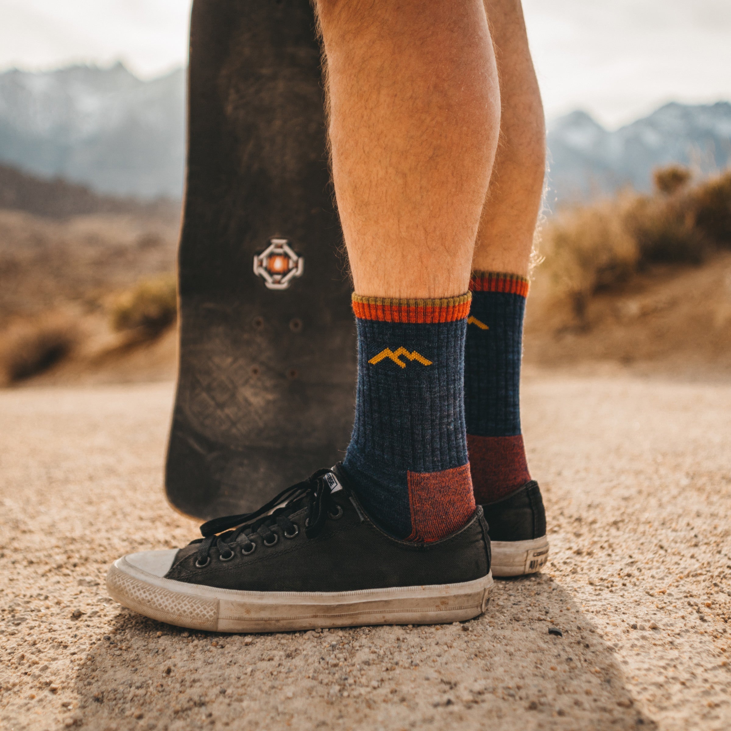Darn Tough Hiker Micro Crew туристичні шкарпетки з амортизацією, Walnut