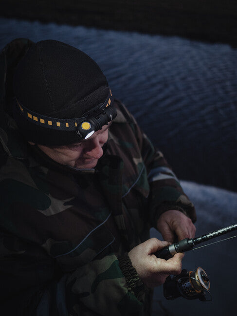 ArmyTek Wizard C1 Pro LED налобний ліхтар з магнітним утримувачем та живленням від акумулятора Magnet White, 1000 лм, 1440 год, 55 г