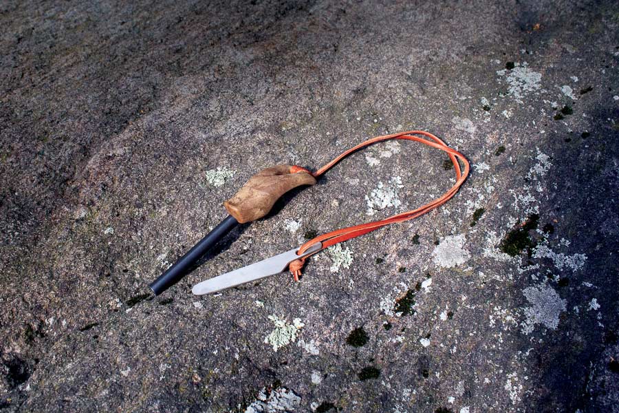 KUPILKA Firesteel кресало, коричневе