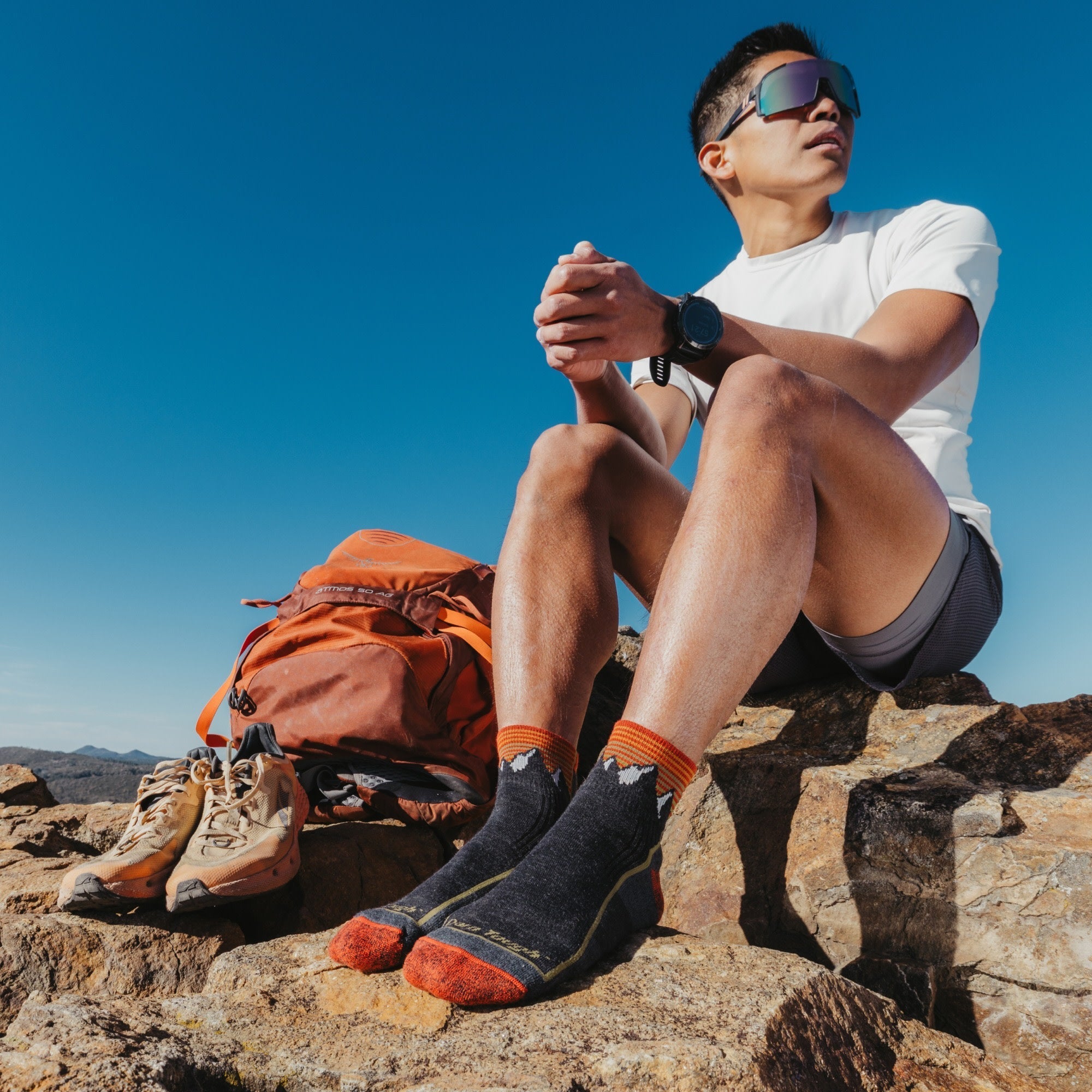 Darn Tough Hiker 1/4 туристичні шкарпетки з амортизацією, Mountain Gray