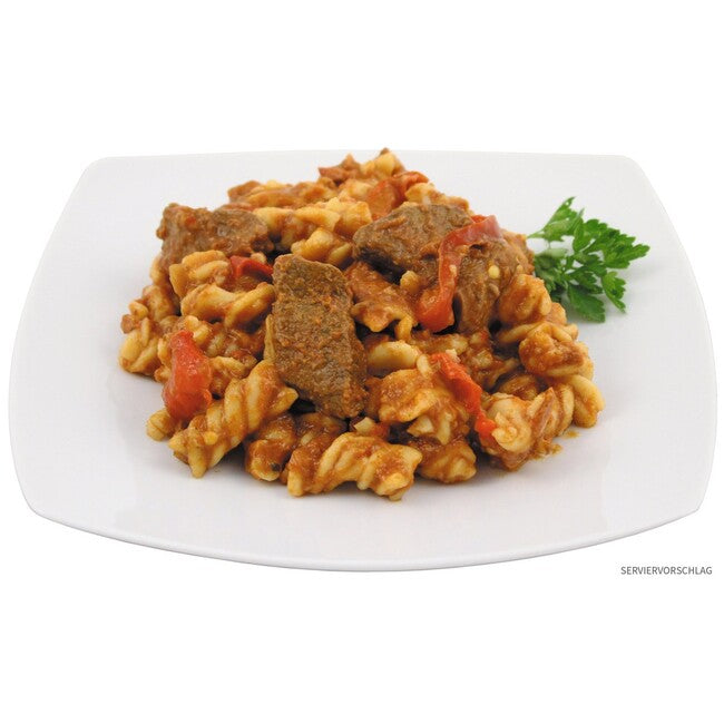MFH угорський яловичий гуляш з лапшою, 400 g