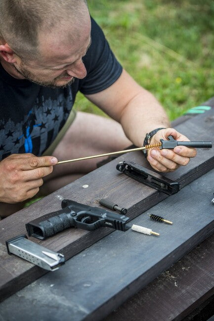 Helikon-Tex набір для чищення пістолета мідний, калібру .38 / 9 мм, чорний