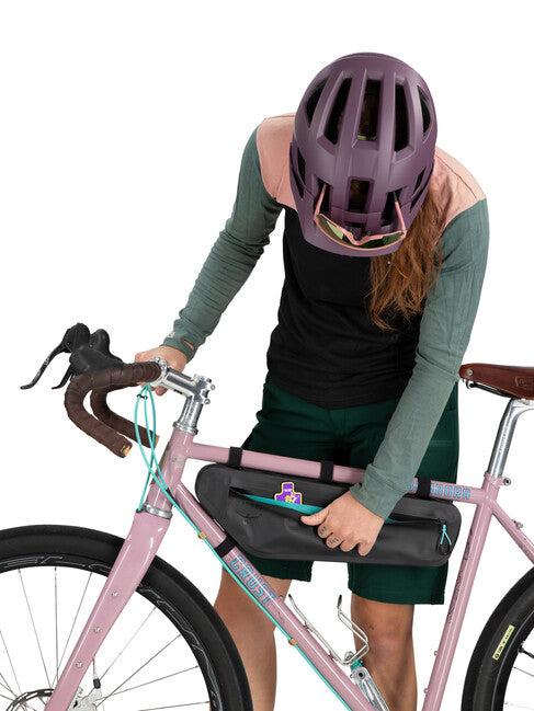 OSPREY Escapist Frame Bag Medium сумка на раму велосипеда, чорна