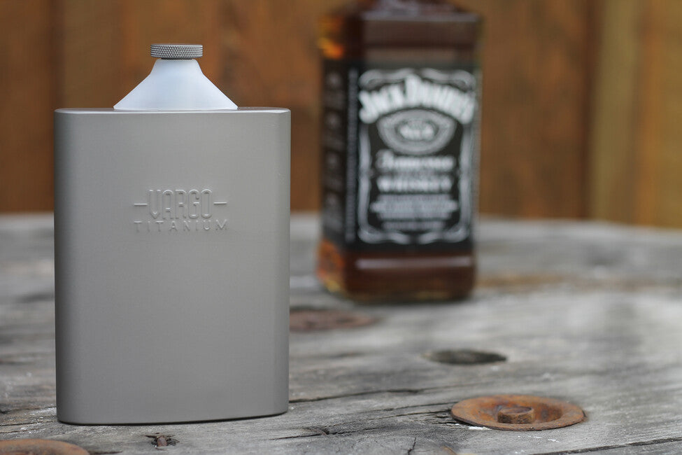 Vargo титанова банка лійкова 240 ml
