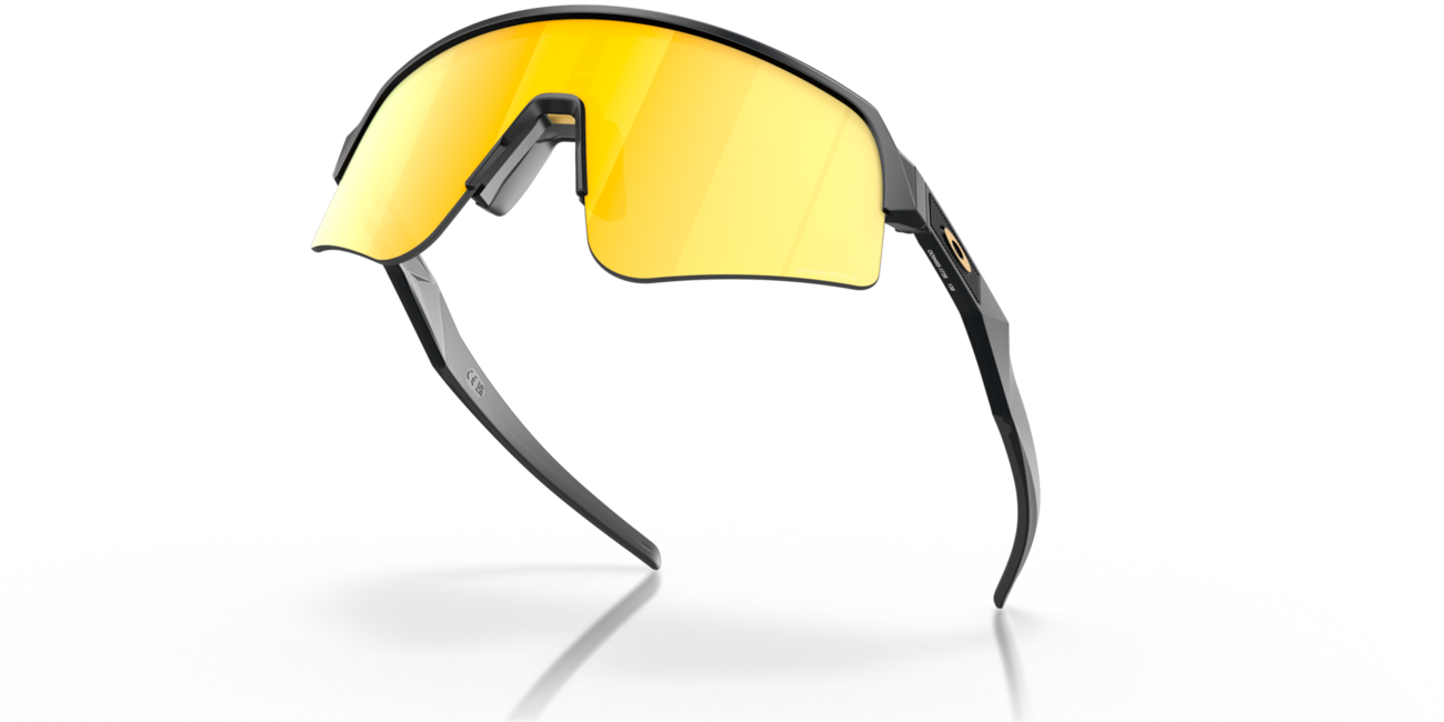 Oakley SUTRO LITE SWEEP сонячні окуляри з оправою Matte Carbon та лінзами Prizm 24K