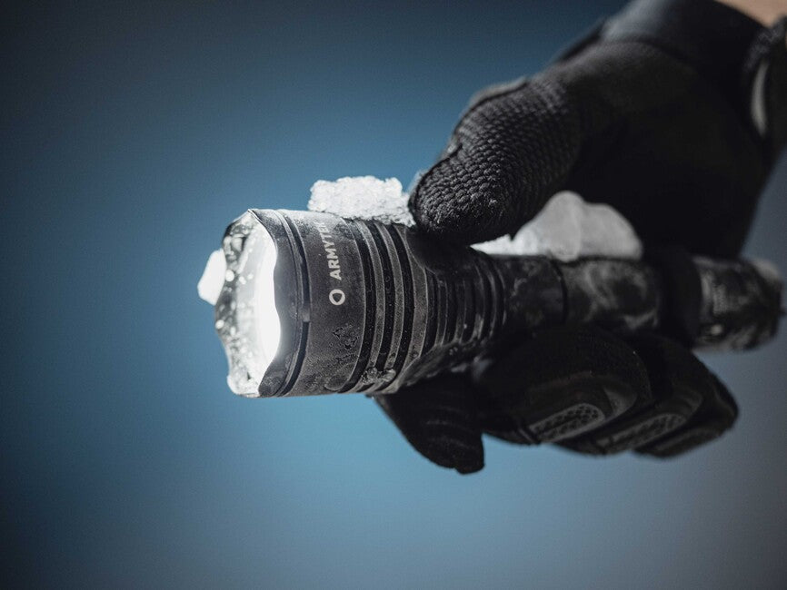 ArmyTek Viking Pro кишеньковий ліхтар White LED живлення від акумулятора 2050 лм, 136 г