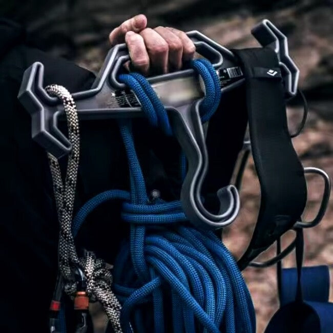 DRAGOWA Tactical Vulcan портативна вішалка для тактичного жилета, CP