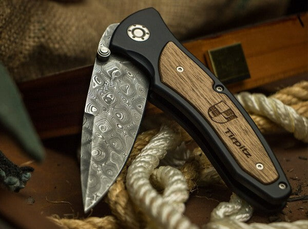 BÖKER® Tirpitz-Damascus складаний ніж 9,9 см, дамаськ, алюміній, горіх