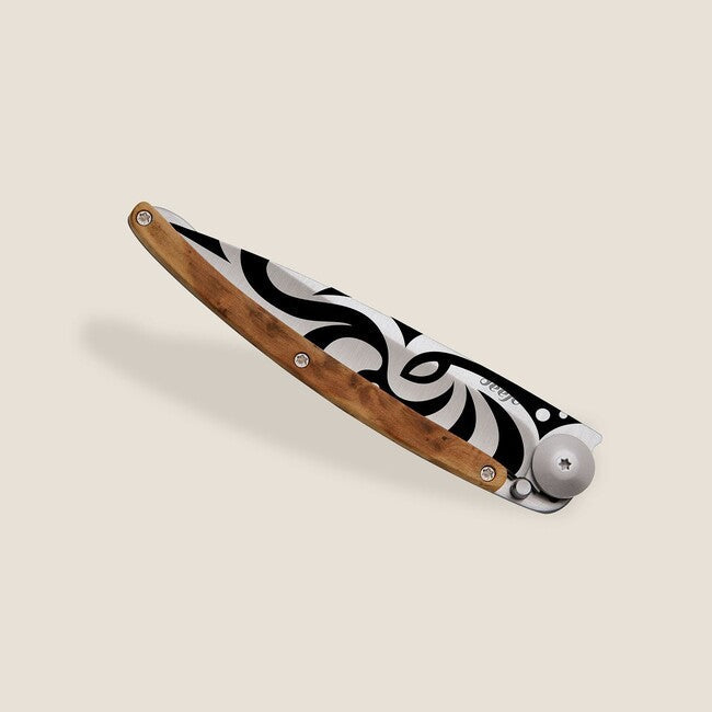 Deejo Tattoo Tribal складаний ніж з деревом можжевельника