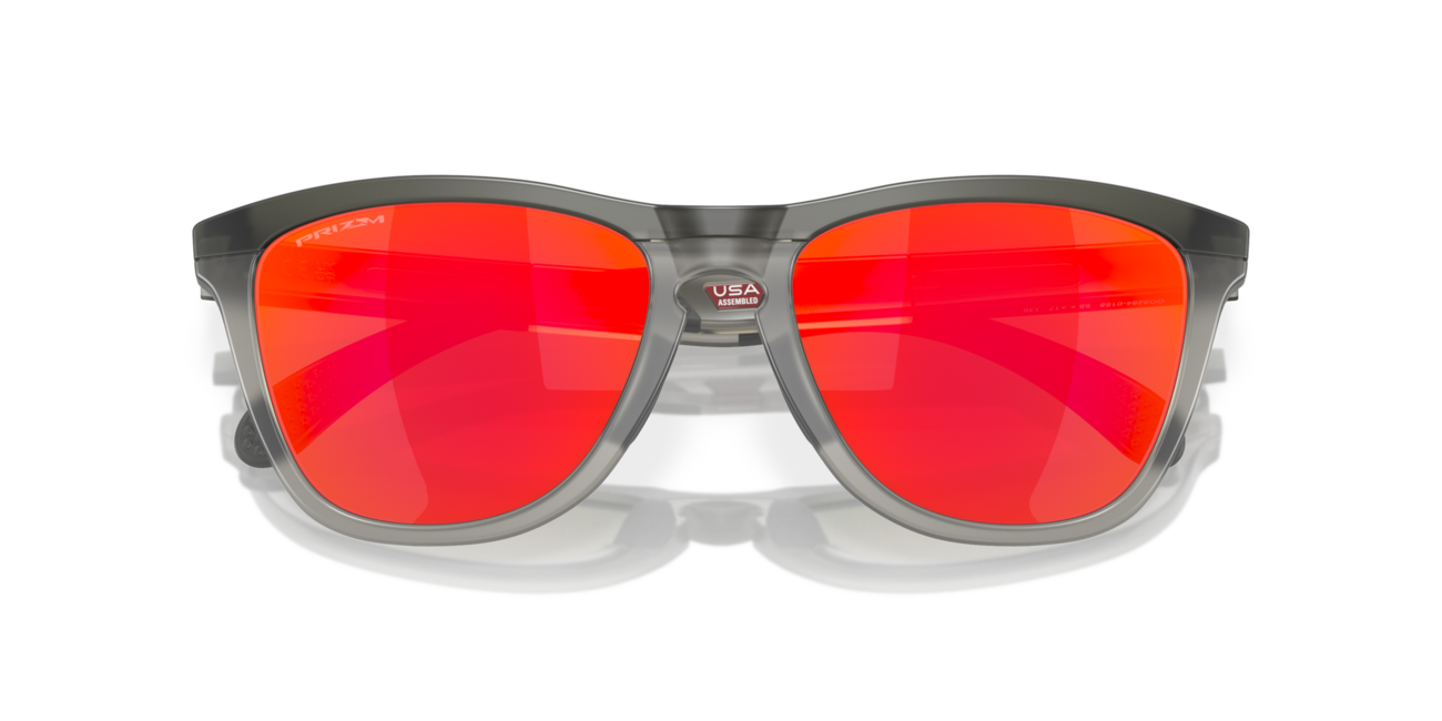 Oakley FROGSKINS RANGE сонячні окуляри з оправою матова сіра/темно-сірий та зі скельцами Prizm Ruby 55
