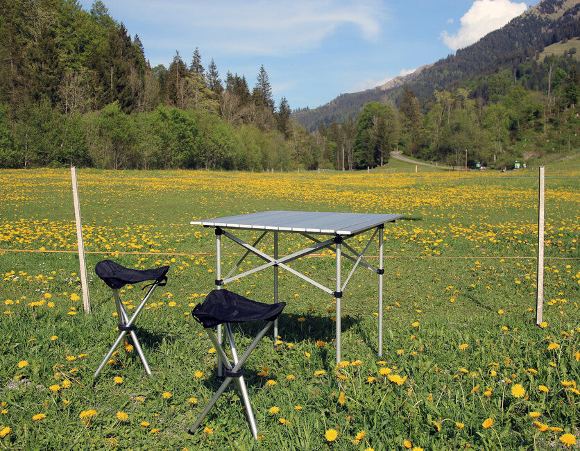 BasicNature Roll Table дорожний стіл 70 x 70 см