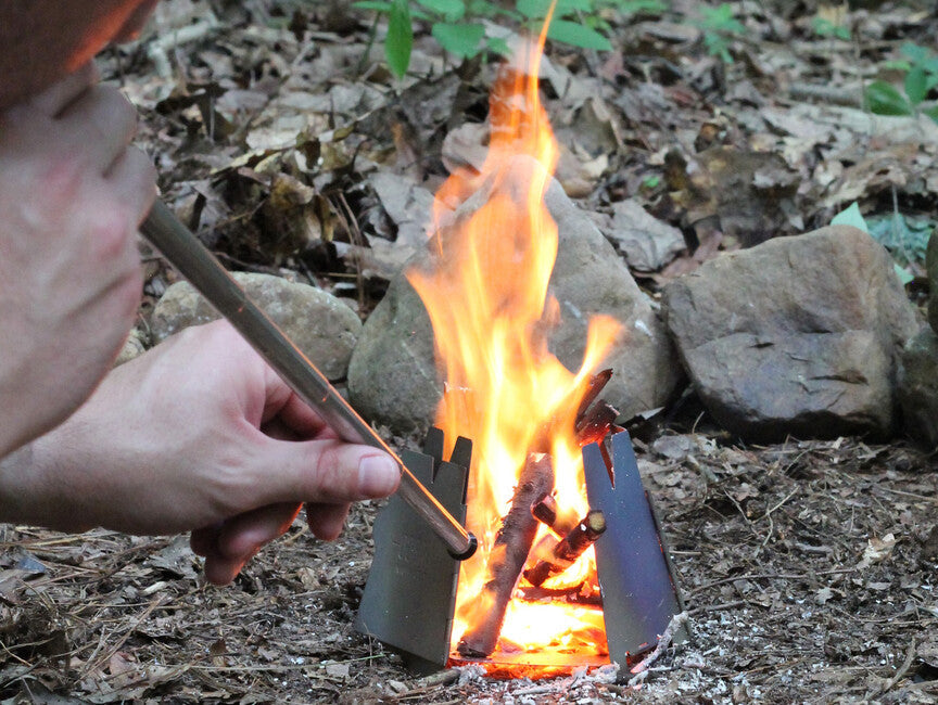 Vargo Ultimate Fire Starter кресало з раздувною трубкою