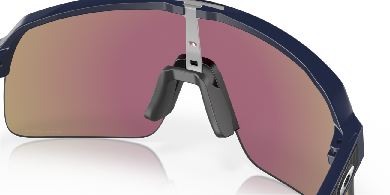 Oakley SUTRO LITE сонячні окуляри з оправою Matte Navy та лінзами Prizm Sapphire