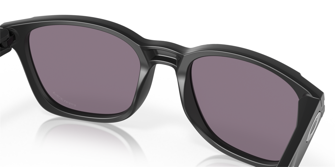 Oakley OJECTOR сонячні окуляри з оправою Matte Black і лінзами Prizm Grey, 55