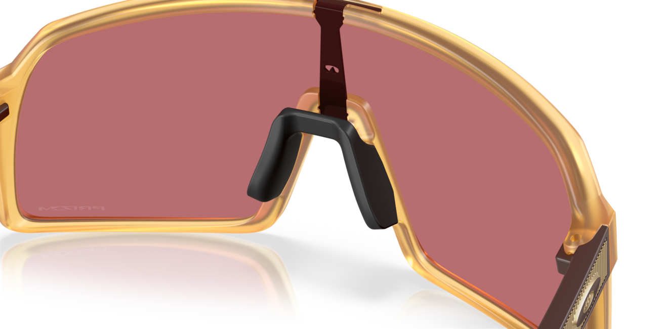 Oakley SUTRO сонцезахисні окуляри з оправою Matte Trans Light Curry та лінзами Prizm Dark Golf зі сталю