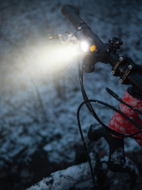ArmyTek Wizard C1 Pro LED налобний ліхтар з магнітним утримувачем та живленням від акумулятора Magnet White, 1000 лм, 1440 год, 55 г