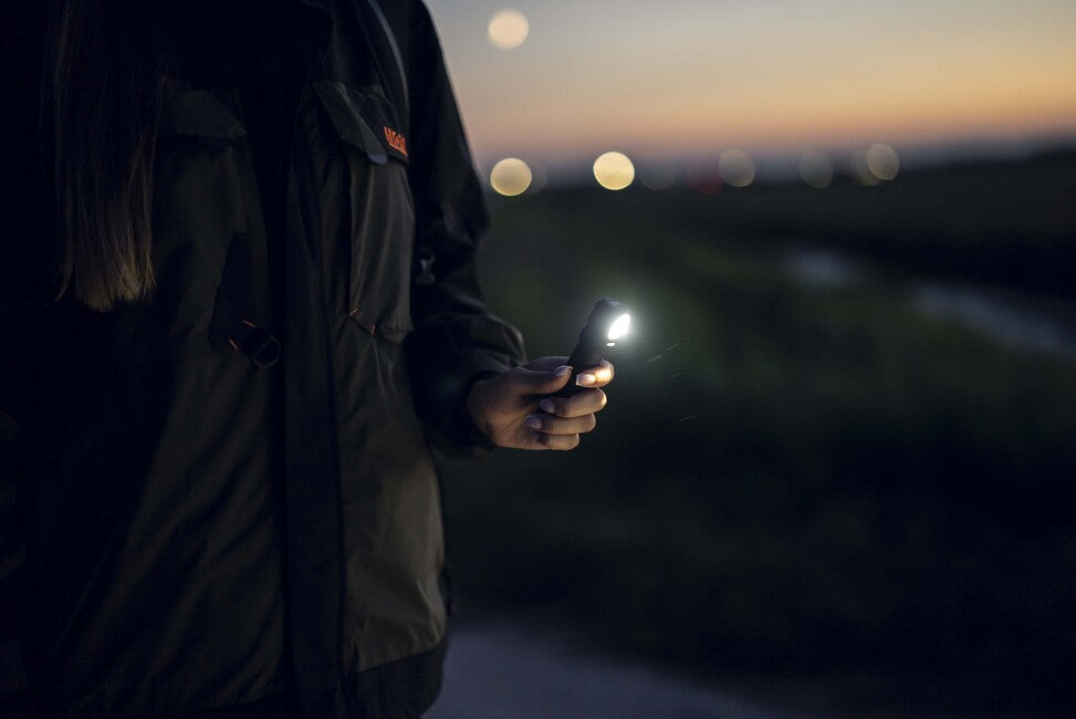 ArmyTek Wizard C2 Pro Max LR кишеньковий ліхтар LED з кліпом на ремень, з сумкою, живлення від акумулятора, 4150 lm, білий