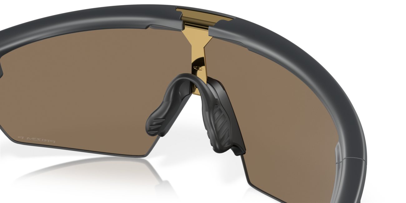 Oakley SPHAERA сонцезахисні окуляри з оправою Matte Carbon і лінзами Prizm 24K Polarized 36