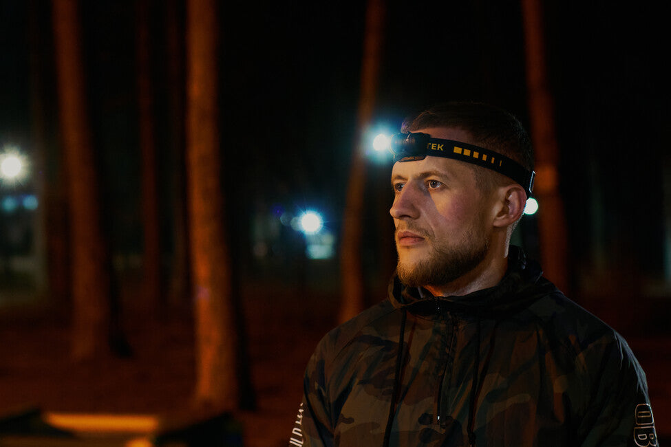 ArmyTek Elf C1 LED налобний ліхтар холодна біла живлення від акумулятора, 1000 lm, 1440 h, 56 g