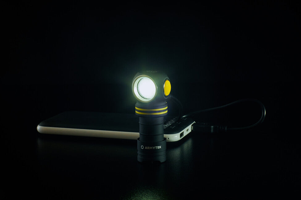 ArmyTek Elf C1 LED налобний ліхтар холодна біла живлення від акумулятора, 1000 lm, 1440 h, 56 g