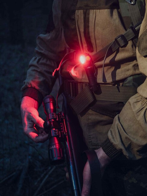 ArmyTek Wizard C2 WR налобний ліхтар LED з магнітним тримачем живлення від акумулятора 1100 лм 3 год 65 г, білий і червоний