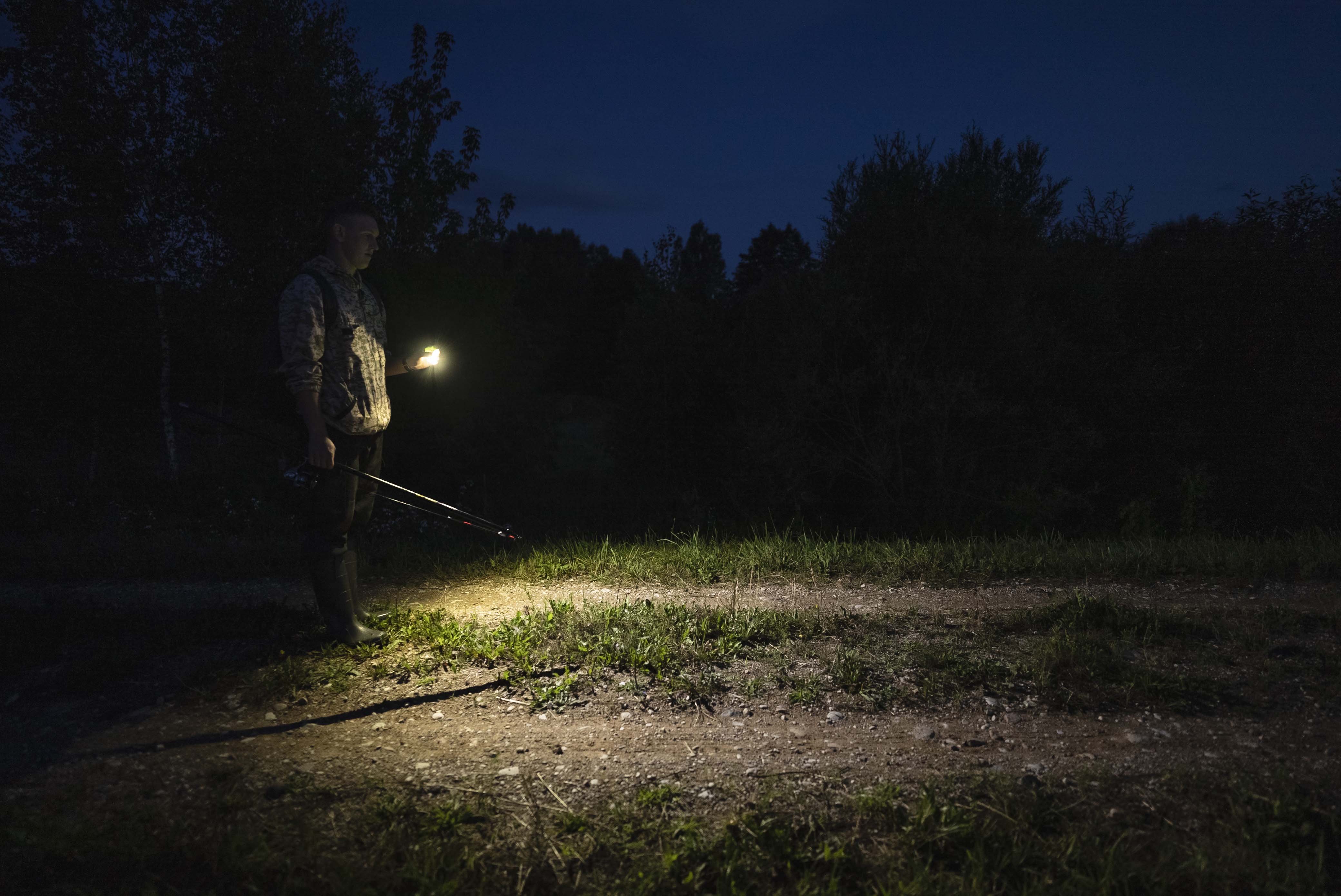 ArmyTek Crystal Pro Blue портативний LED ліхтар F07101B, синій, прозорий