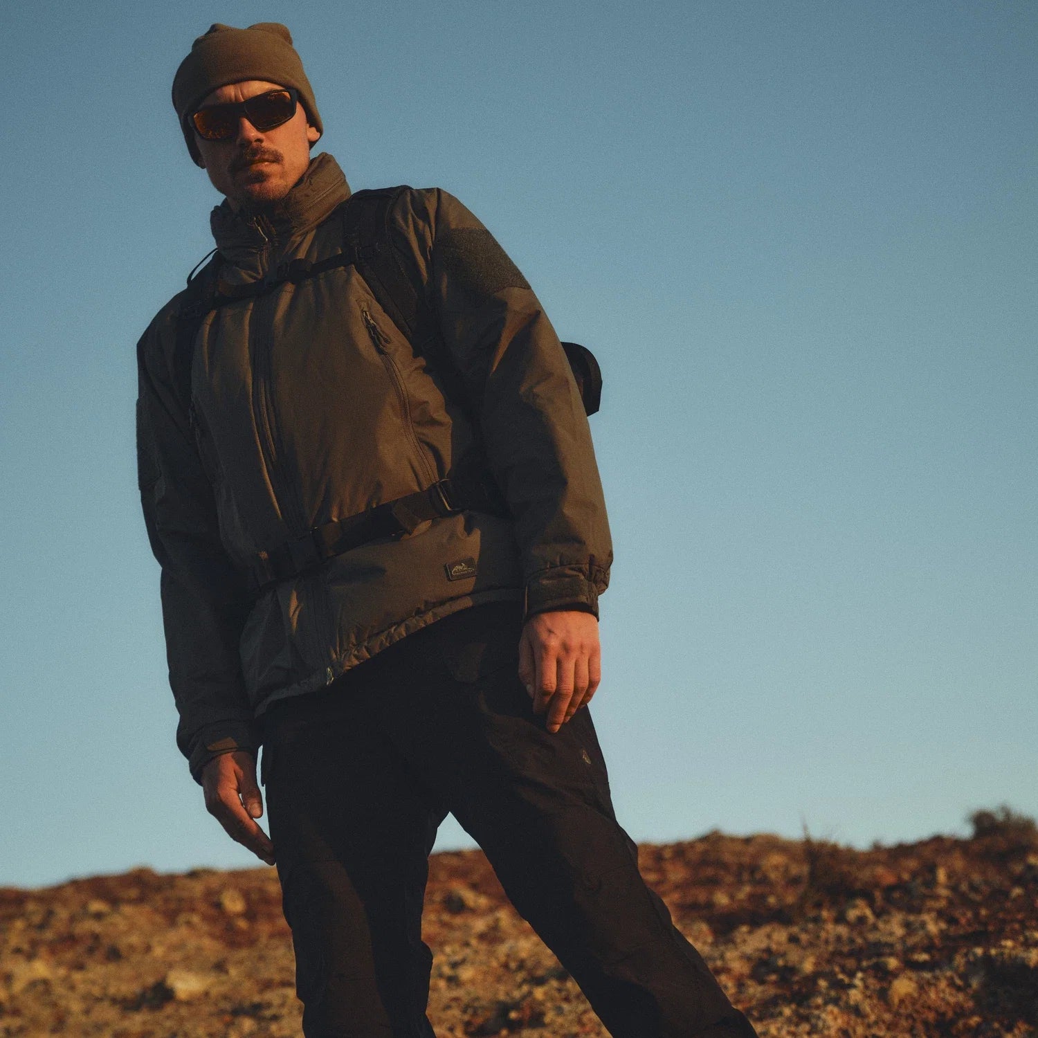 Helikon-Tex LEVEL 7 ľahká zimná bunda Climashield Apex 100g, čierna – v použití 2