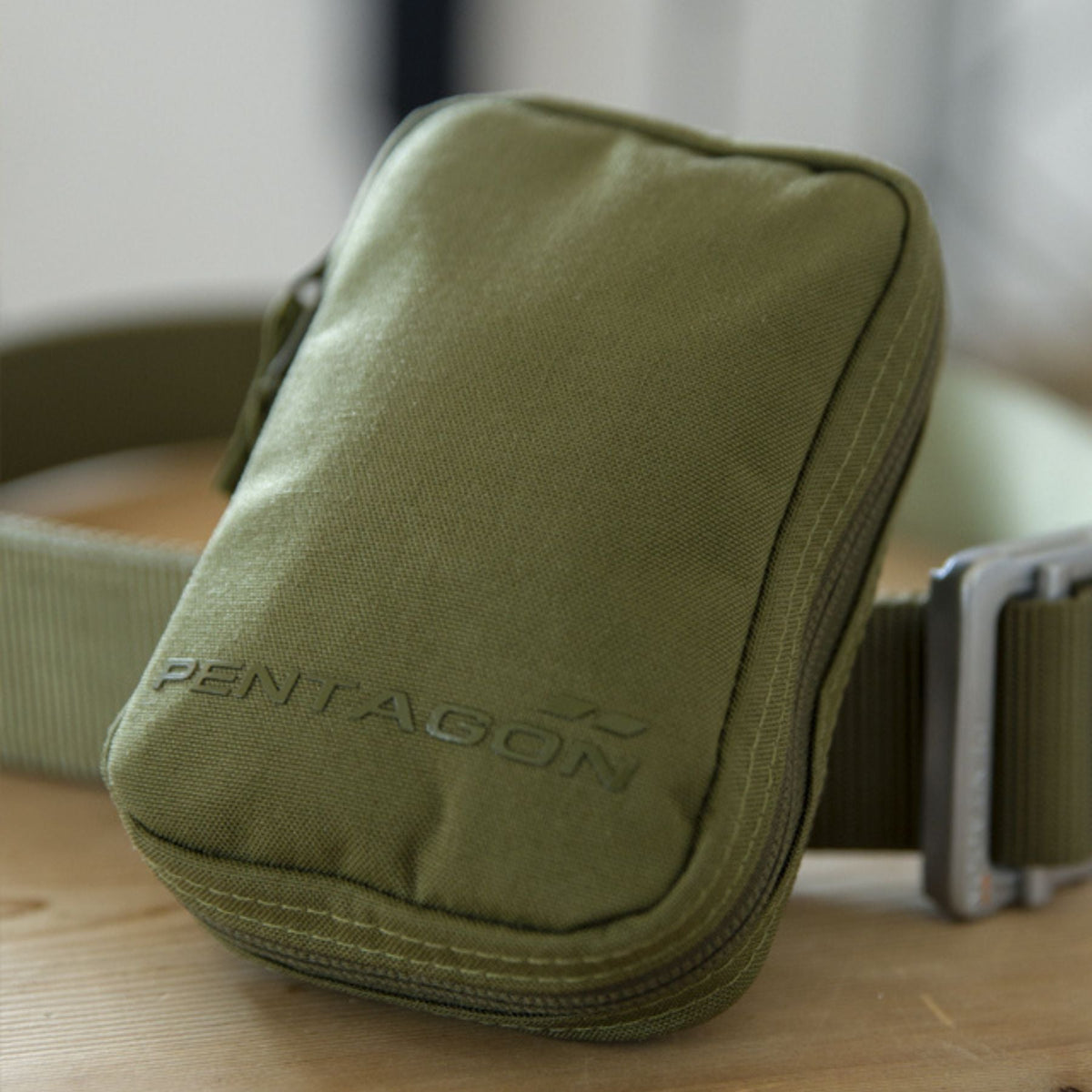 Pentagon Kyvos поясна сумка, чорна