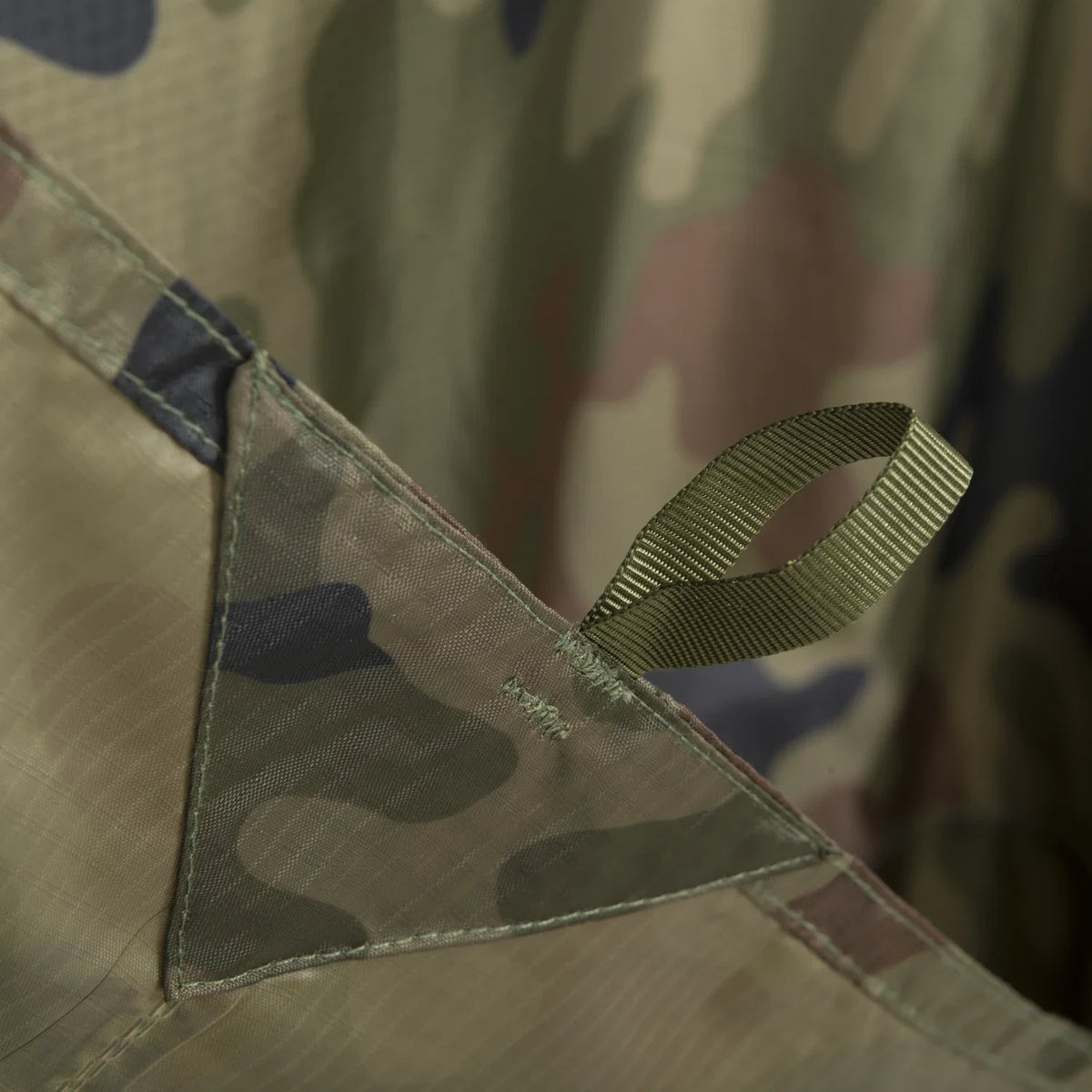 Helikon-Tex SUPERTARP Small® celta, čierna – detail 4