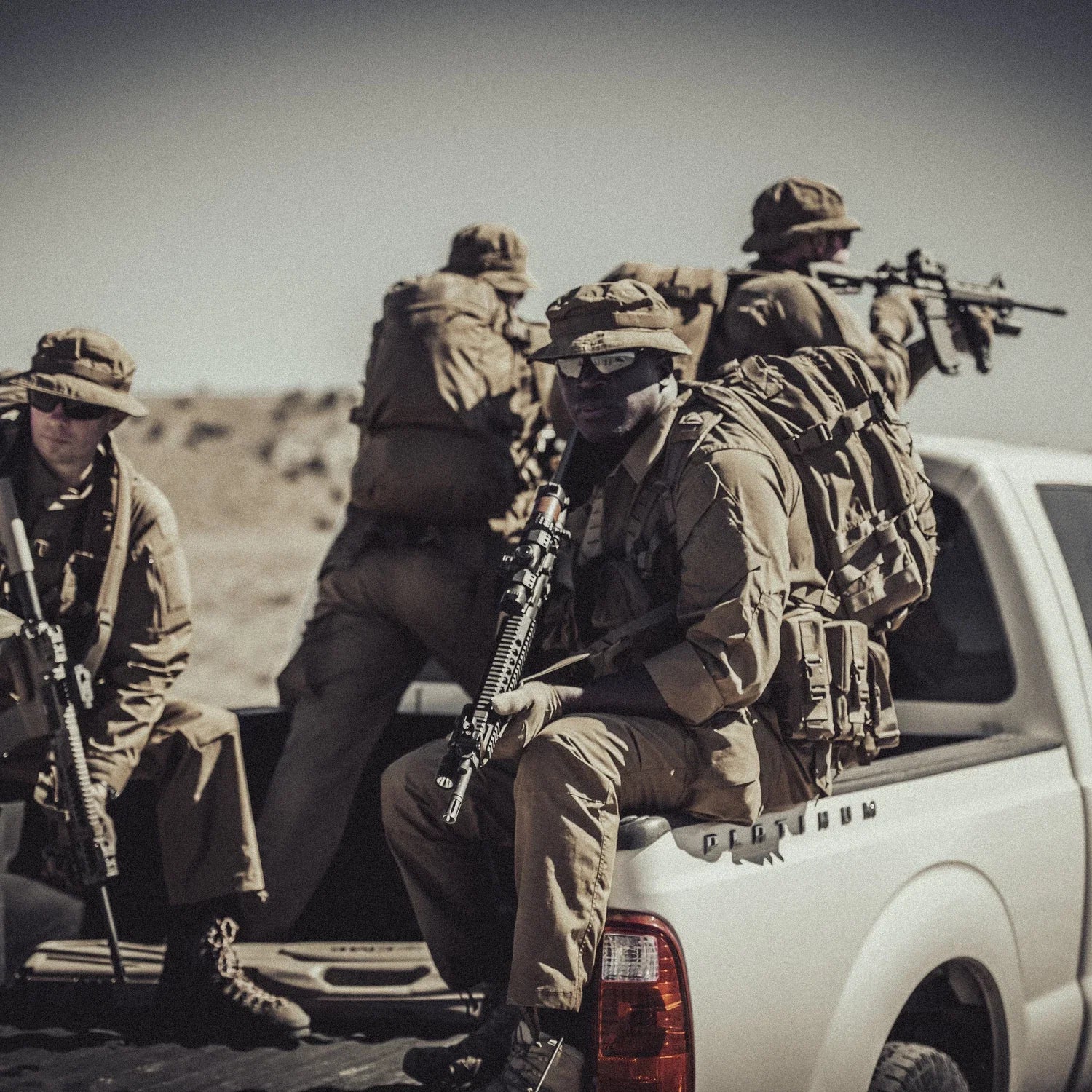 Helikon-Tex BDU Mk2 nohavice, čierne – v použití 2