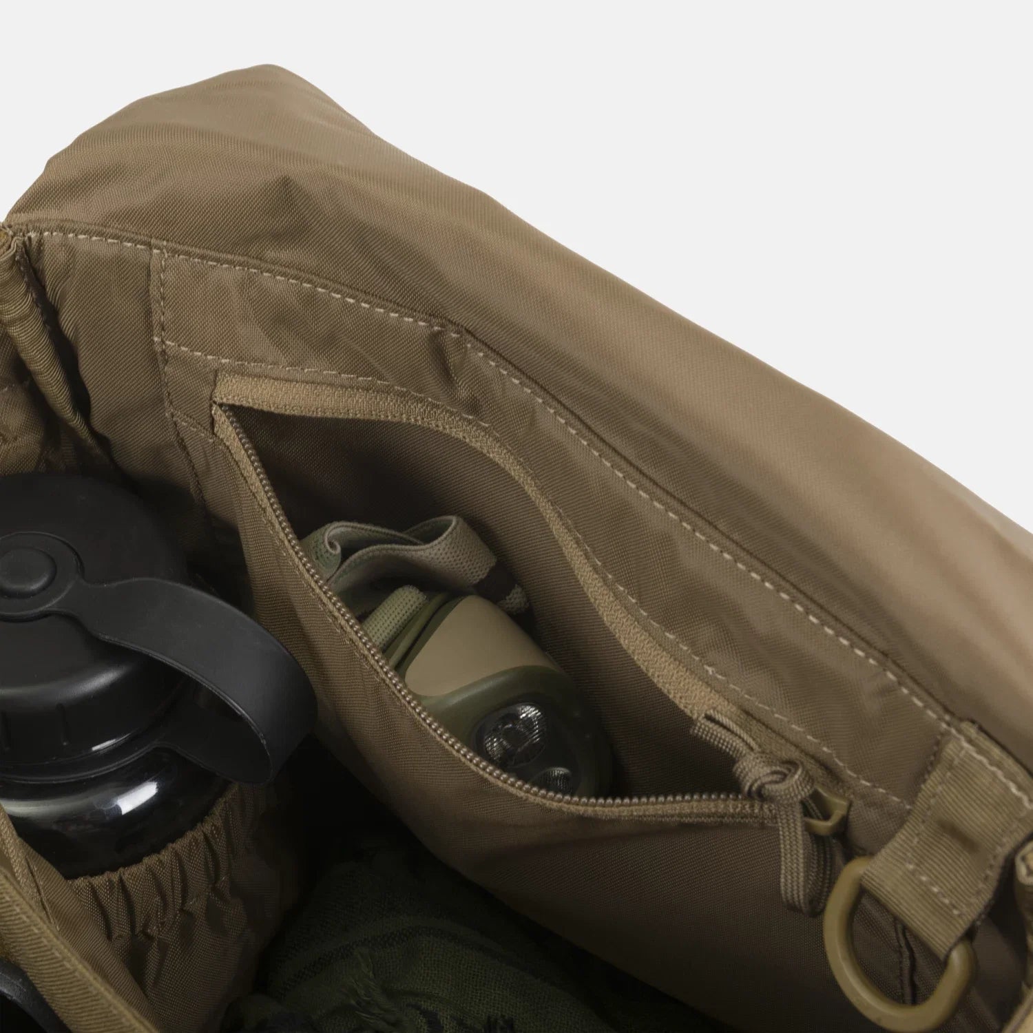 Helikon-Tex Bushcraft Haversack Bag taška cez rameno Cordura®, olivová/čierna – detail 3