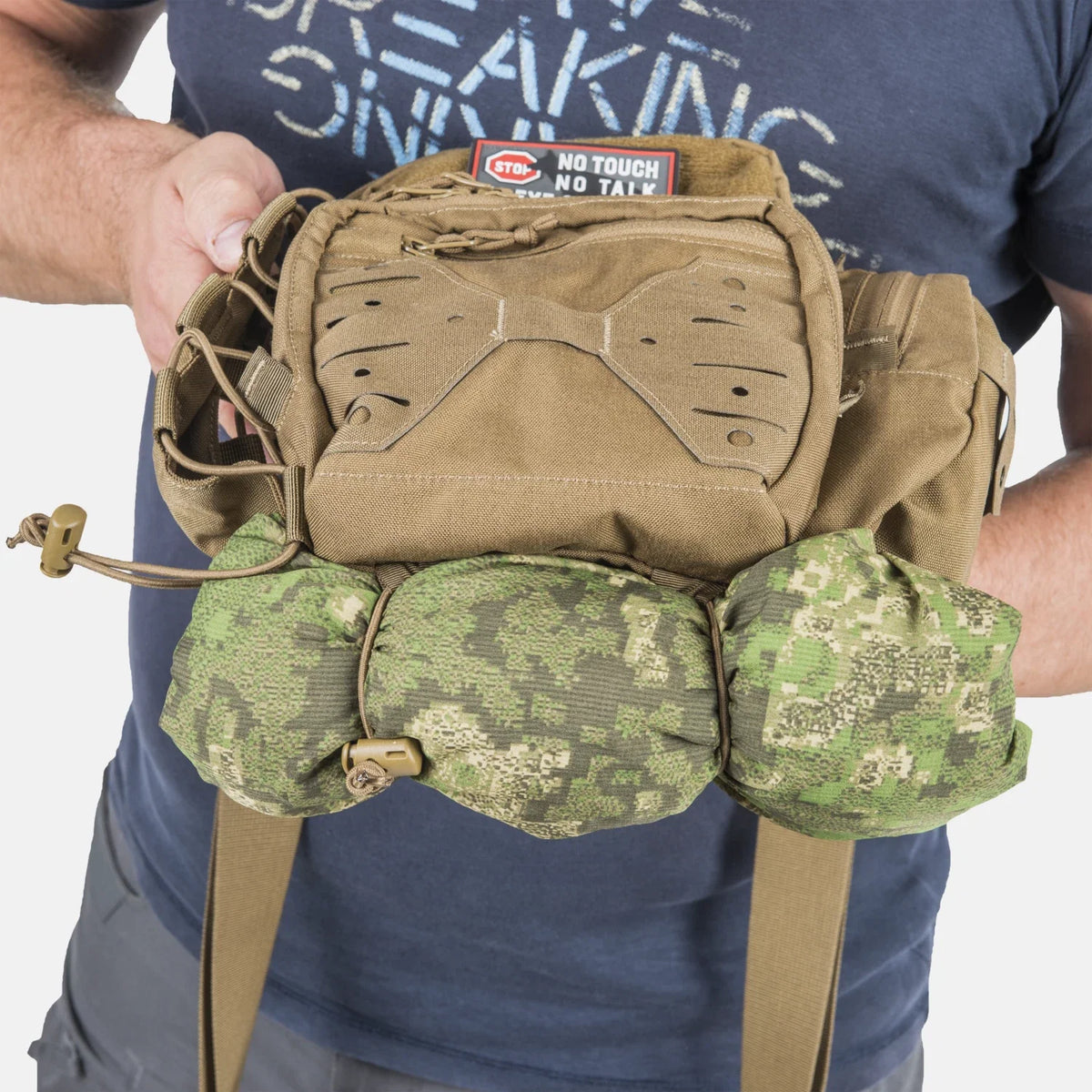 Helikon-Tex EDC taška cez rameno Cordura, MultiCam Black – detail 11