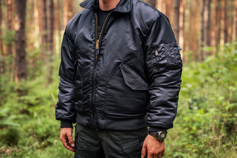 MFH CWU бомбер куртка, оливкова