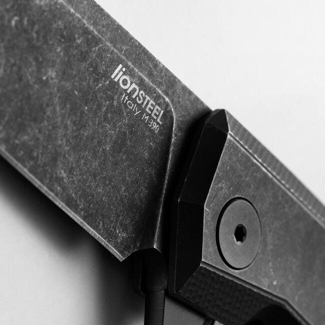Lionsteel Myto MT01B hi-tech EDC складний ніж з лезом M390 із кліпом на ремінь чорний з лезом зі сталі BW, чорний