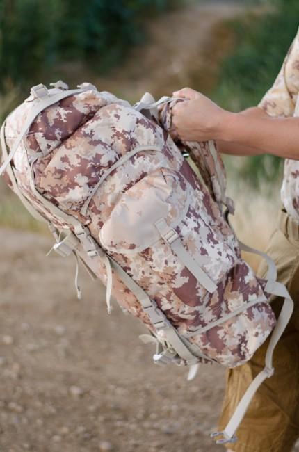 MFH BW рюкзак непромокальний візерунок Vegetato desert, 65L