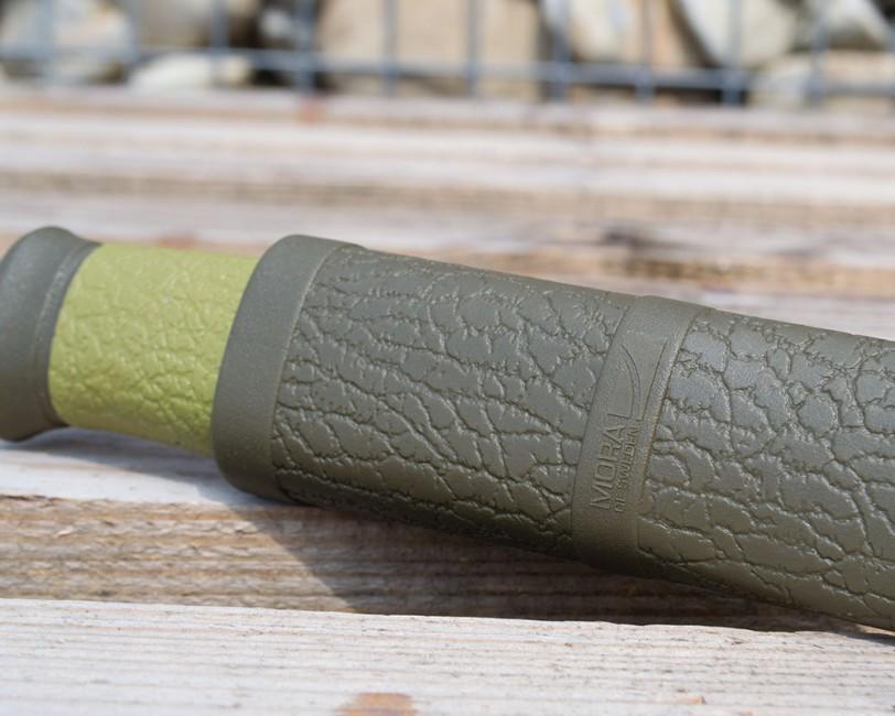 Mora of Sweden Outdoor 2000 ніж, оливковий