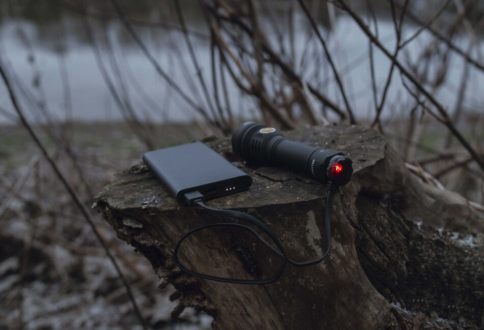 ArmyTek Prime C2 Pro Max кишеньковий ліхтар магніт USB на живлення від акумулятора, 4000 лм