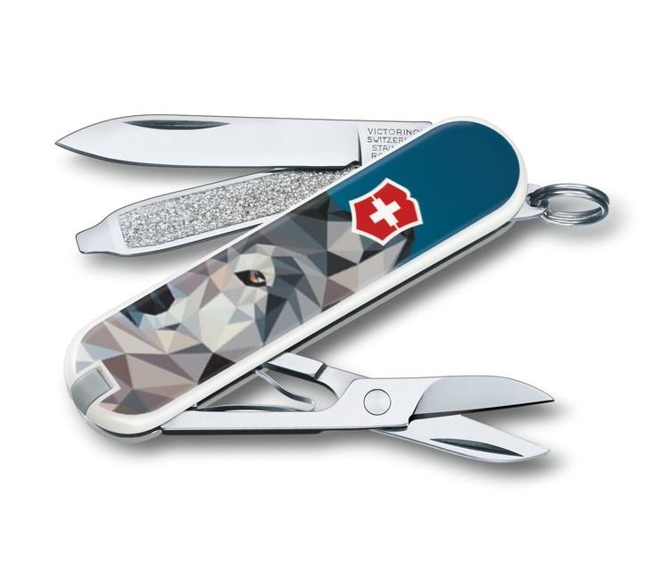 Victorinox Classic LE 2017 The wolf is coming home складний ніж