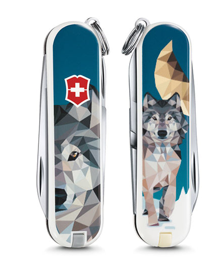 Victorinox Classic LE 2017 The wolf is coming home складний ніж
