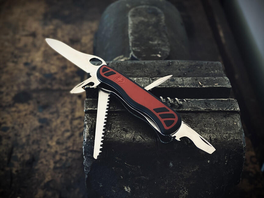 Victorinox Forester перочинний ніж VX, червоно-чорний, 111mm